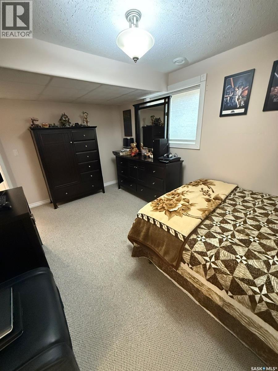 121 18th Street W, Battleford, Saskatchewan  S0M 0E0 - Photo 24 - SK020072