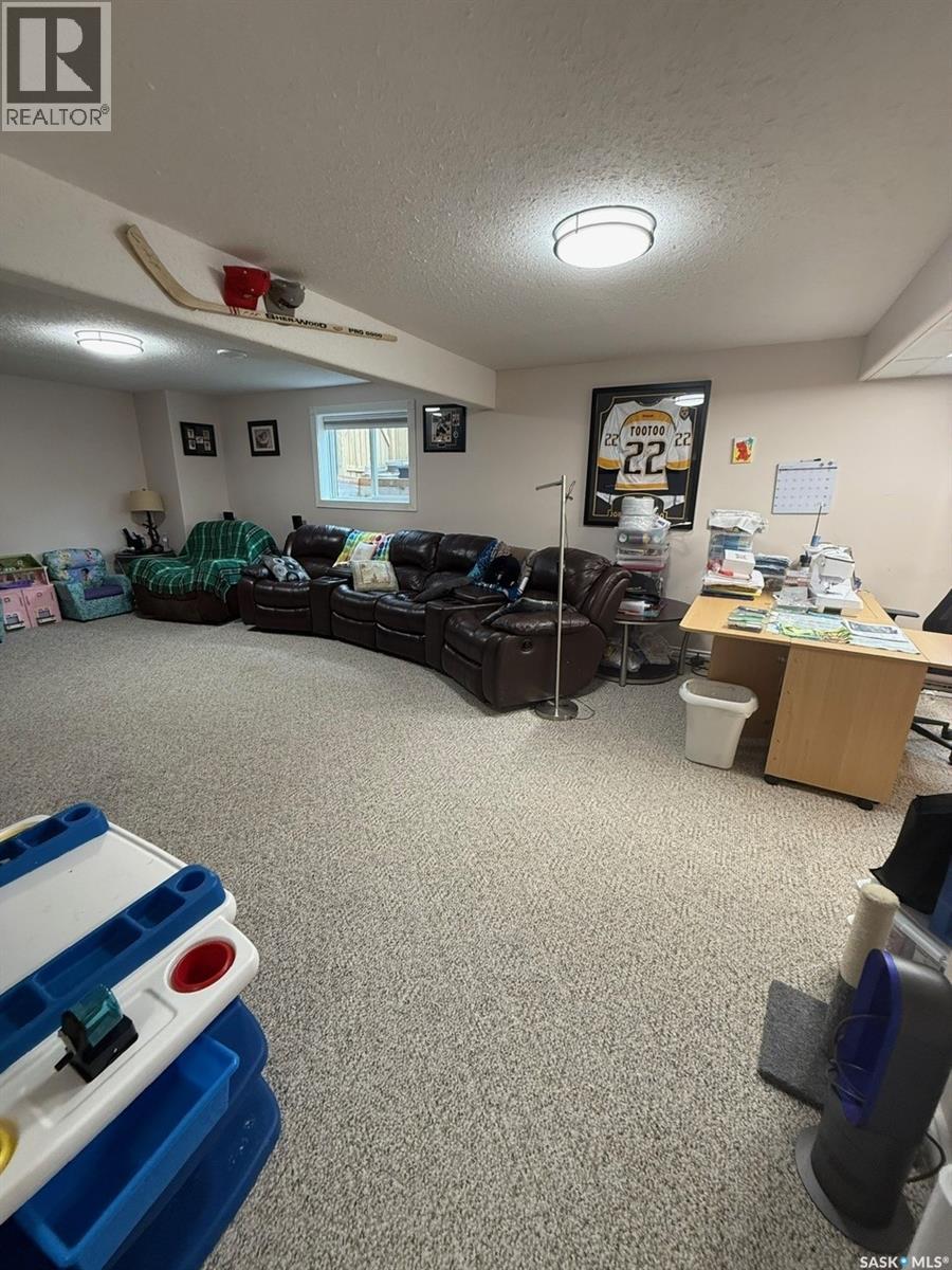 121 18th Street W, Battleford, Saskatchewan  S0M 0E0 - Photo 31 - SK020072