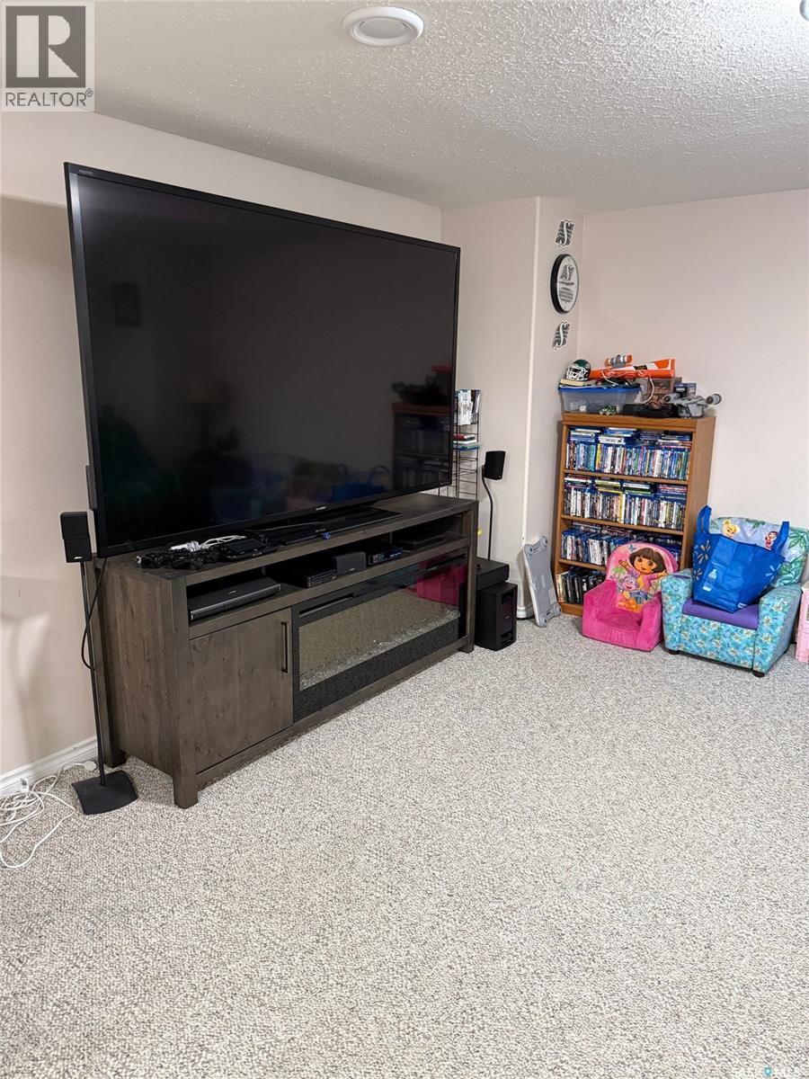 121 18th Street W, Battleford, Saskatchewan  S0M 0E0 - Photo 33 - SK020072