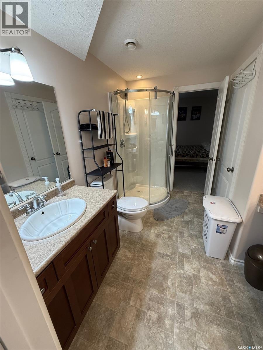 121 18th Street W, Battleford, Saskatchewan  S0M 0E0 - Photo 35 - SK020072