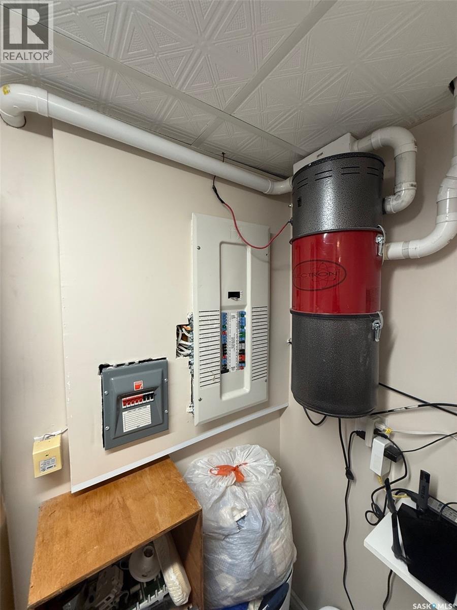 121 18th Street W, Battleford, Saskatchewan  S0M 0E0 - Photo 37 - SK020072