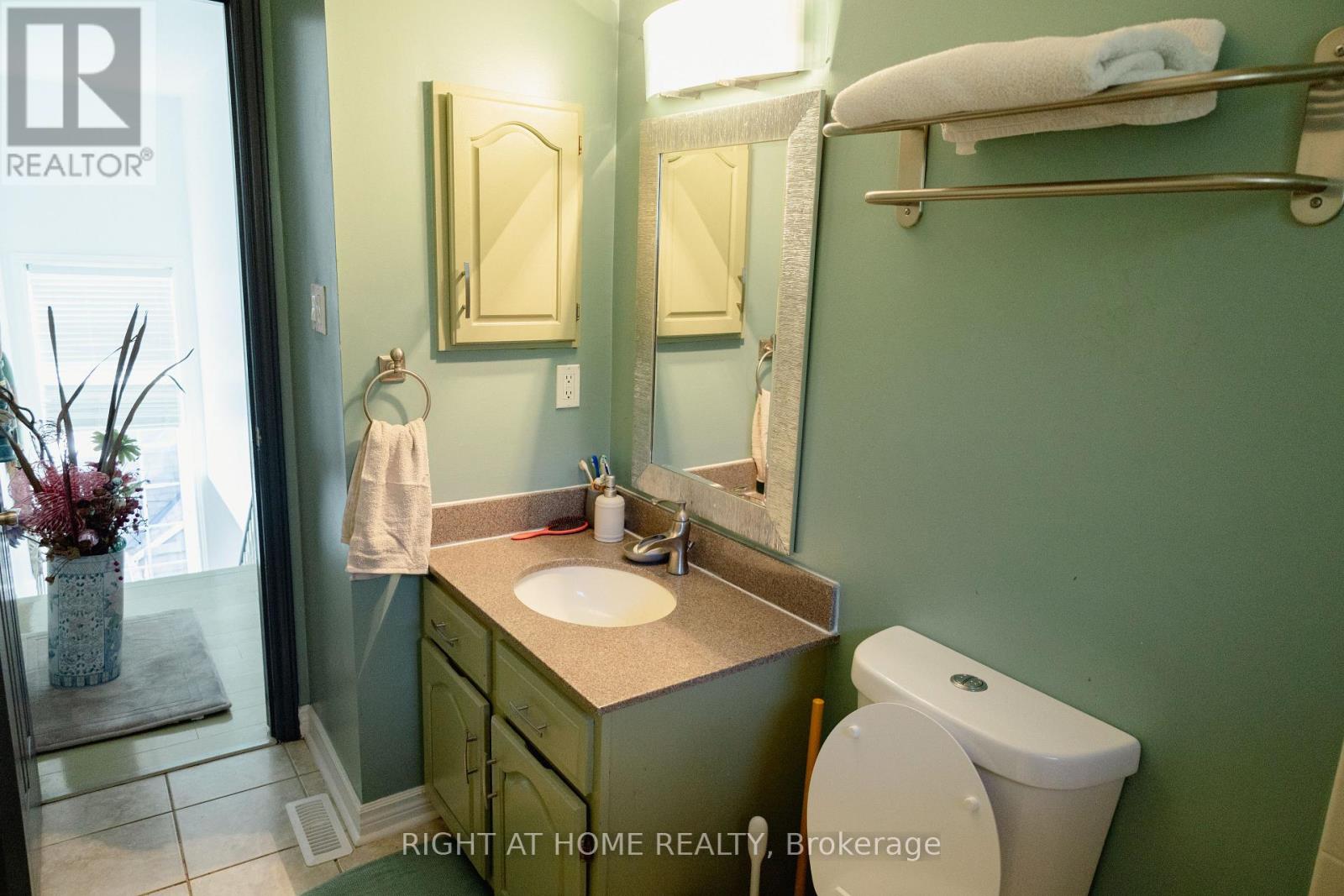 D-7 - 1663 Nash Road, Clarington (Courtice), Ontario  L1E 1S8 - Photo 26 - E12444351