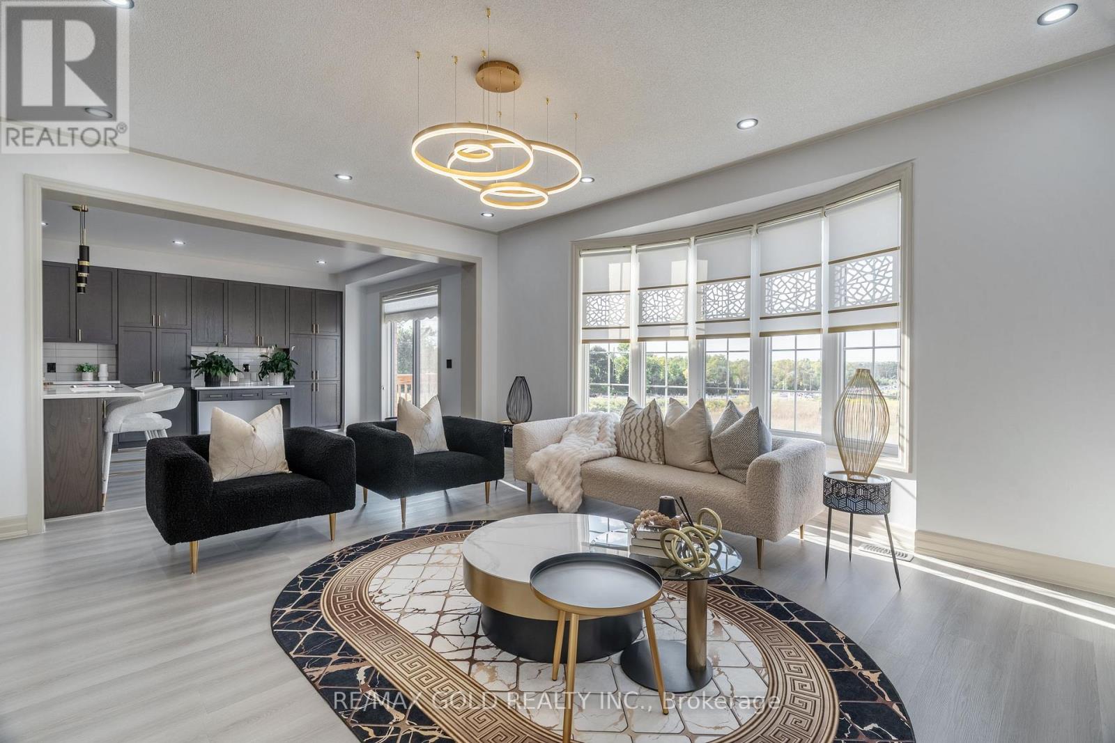 16 Frank Kelly Drive, East Gwillimbury, Ontario  L9N 0V2 - Photo 11 - N12444356