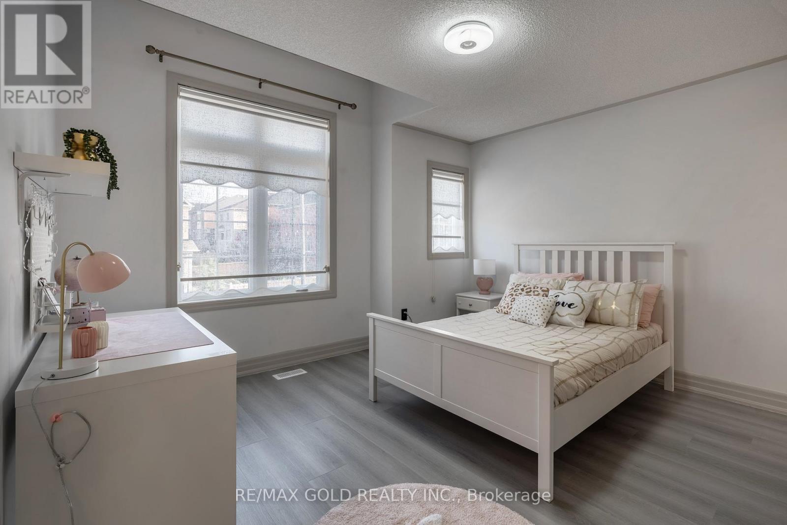 16 Frank Kelly Drive, East Gwillimbury, Ontario  L9N 0V2 - Photo 26 - N12444356