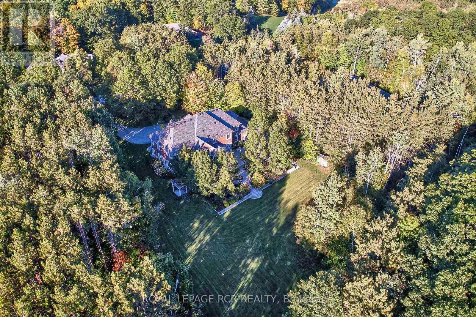 7 Deer Run, Uxbridge, Ontario  L9P 1R4 - Photo 9 - N12444386