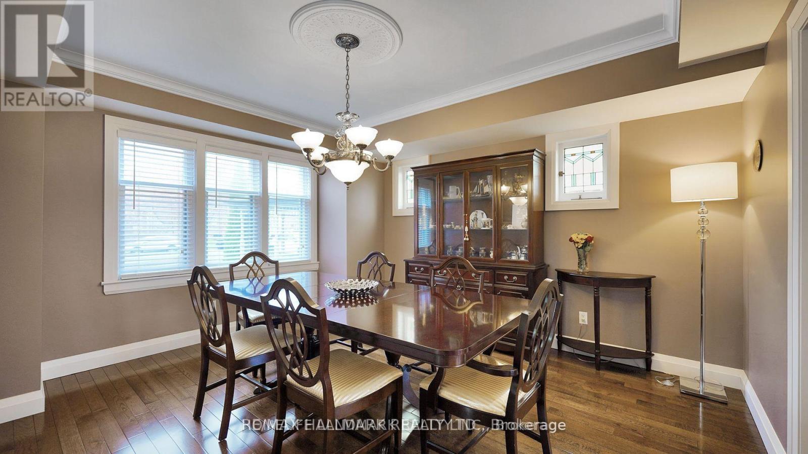 33 Artisan Trail, Markham (Victoria Manor-Jennings Gate), Ontario  L6C 3C6 - Photo 10 - N12444395