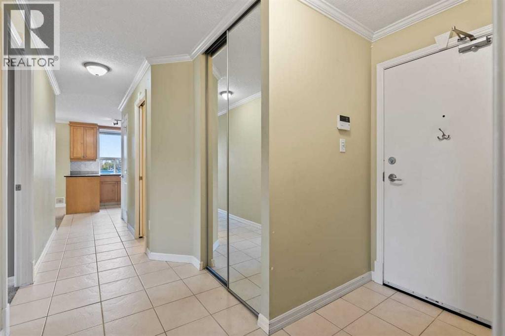 406, 4555 Varsity Lane Nw, Calgary, Alberta  T3A 2V6 - Photo 2 - A2256837