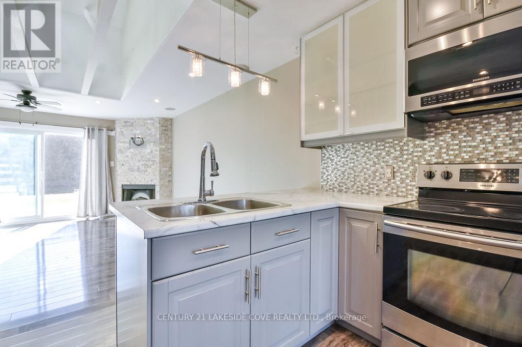 Unit 12 - 81 Laguna Parkway N, Ramara, Ontario  L0K 1B0 - Photo 22 - S12444352