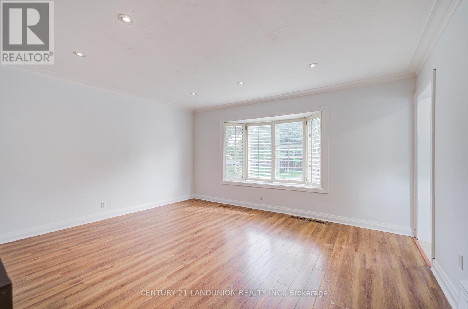200 Elmhurst Avenue, Toronto (Lansing-Westgate), Ontario  M2N 1S3 - Photo 13 - C12343407