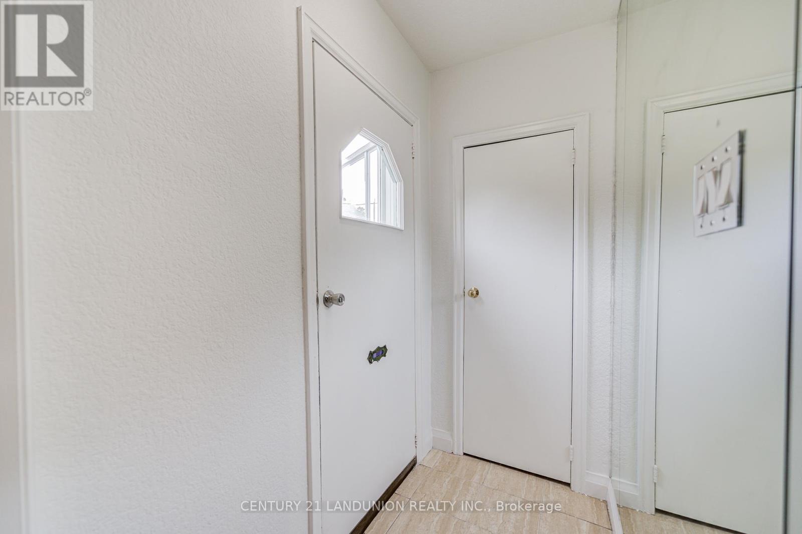 200 Elmhurst Avenue, Toronto (Lansing-Westgate), Ontario  M2N 1S3 - Photo 10 - C12343407