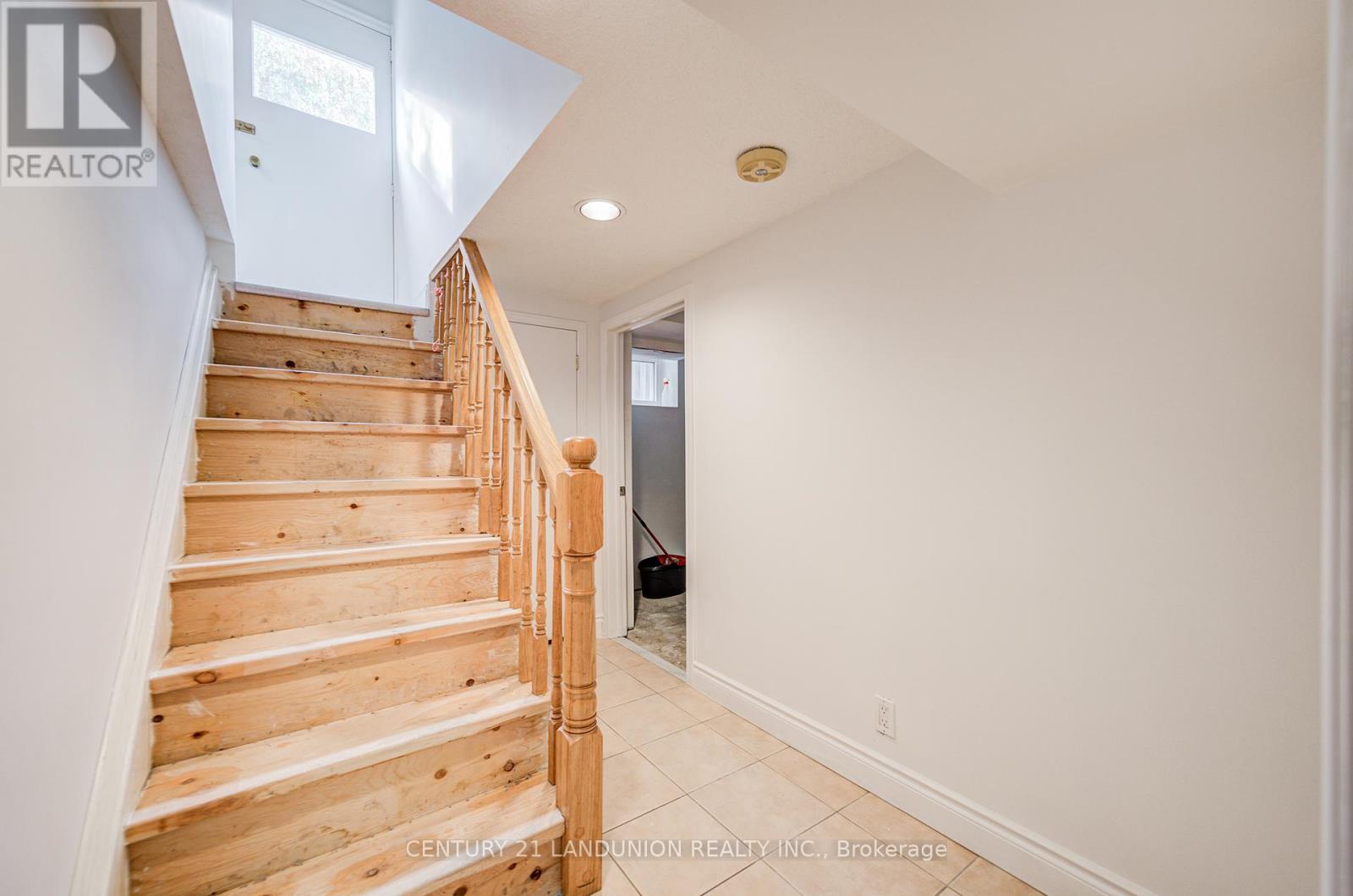200 Elmhurst Avenue, Toronto (Lansing-Westgate), Ontario  M2N 1S3 - Photo 33 - C12343407