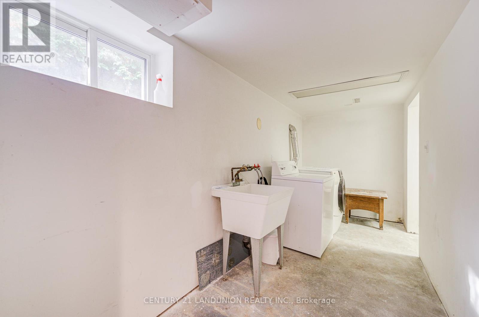 200 Elmhurst Avenue, Toronto (Lansing-Westgate), Ontario  M2N 1S3 - Photo 34 - C12343407
