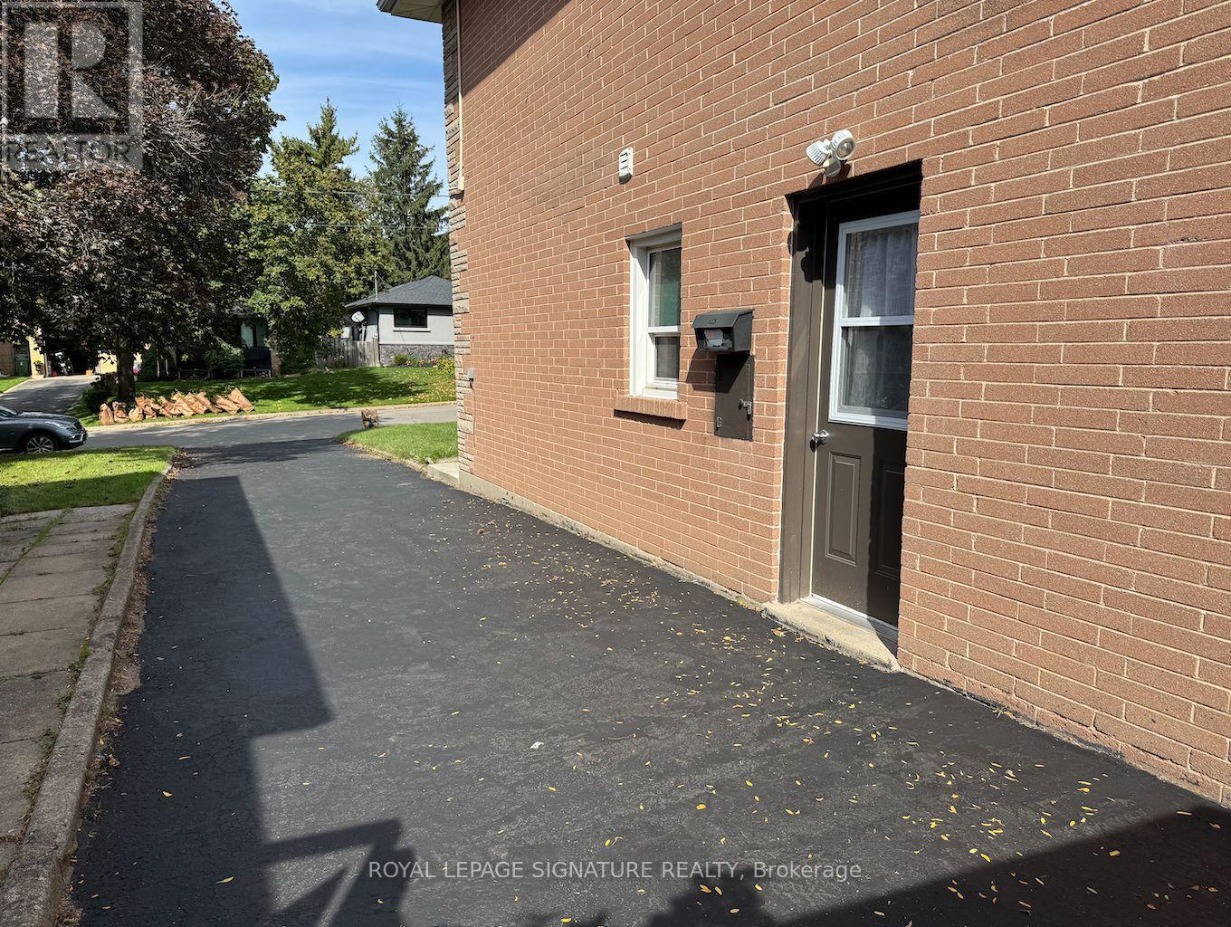 45 Caronport Crescent, Toronto, Ontario  M3A 1H2 - Photo 43 - C12437571