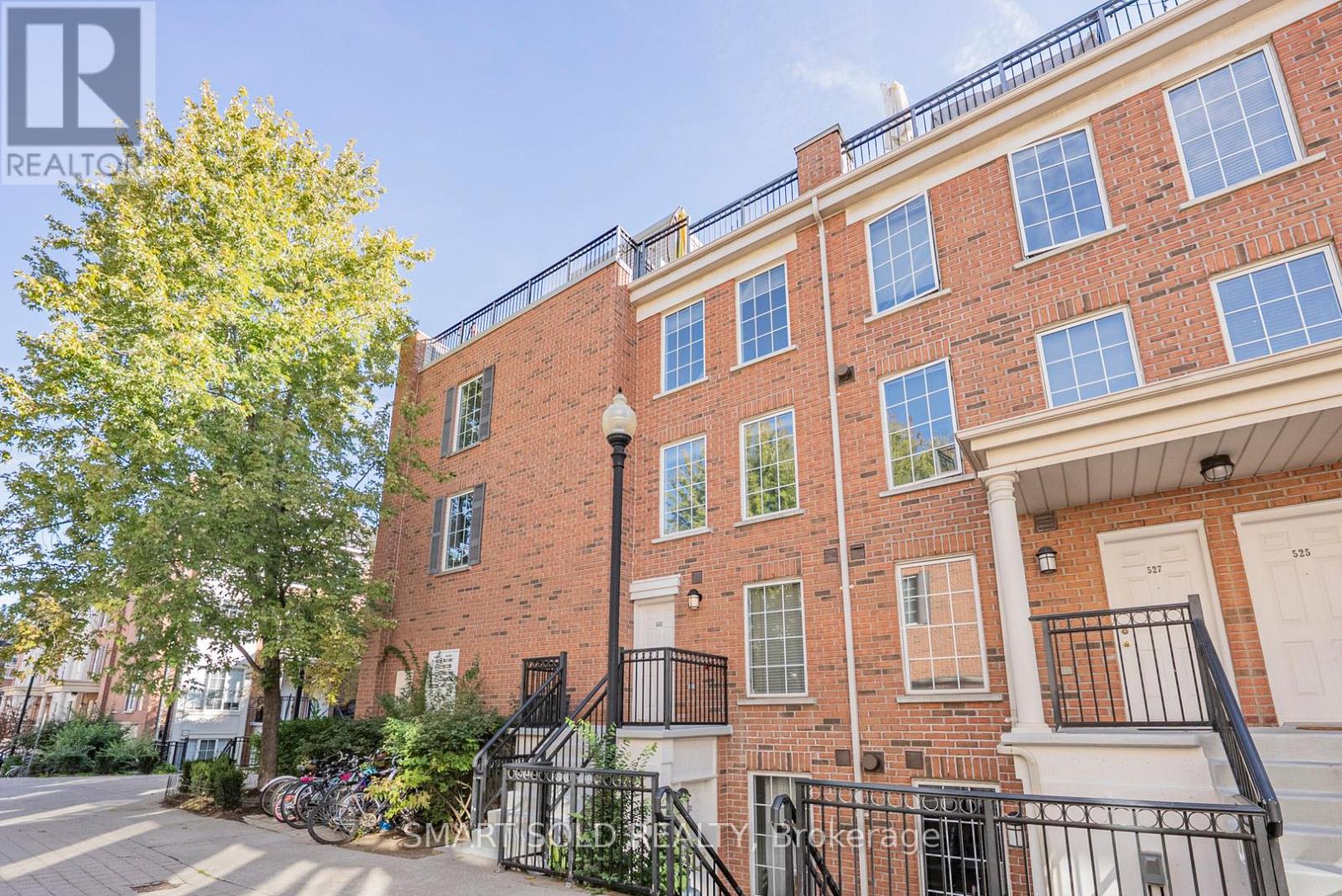 533 - 3 EVERSON DRIVE, Toronto, Ontario
