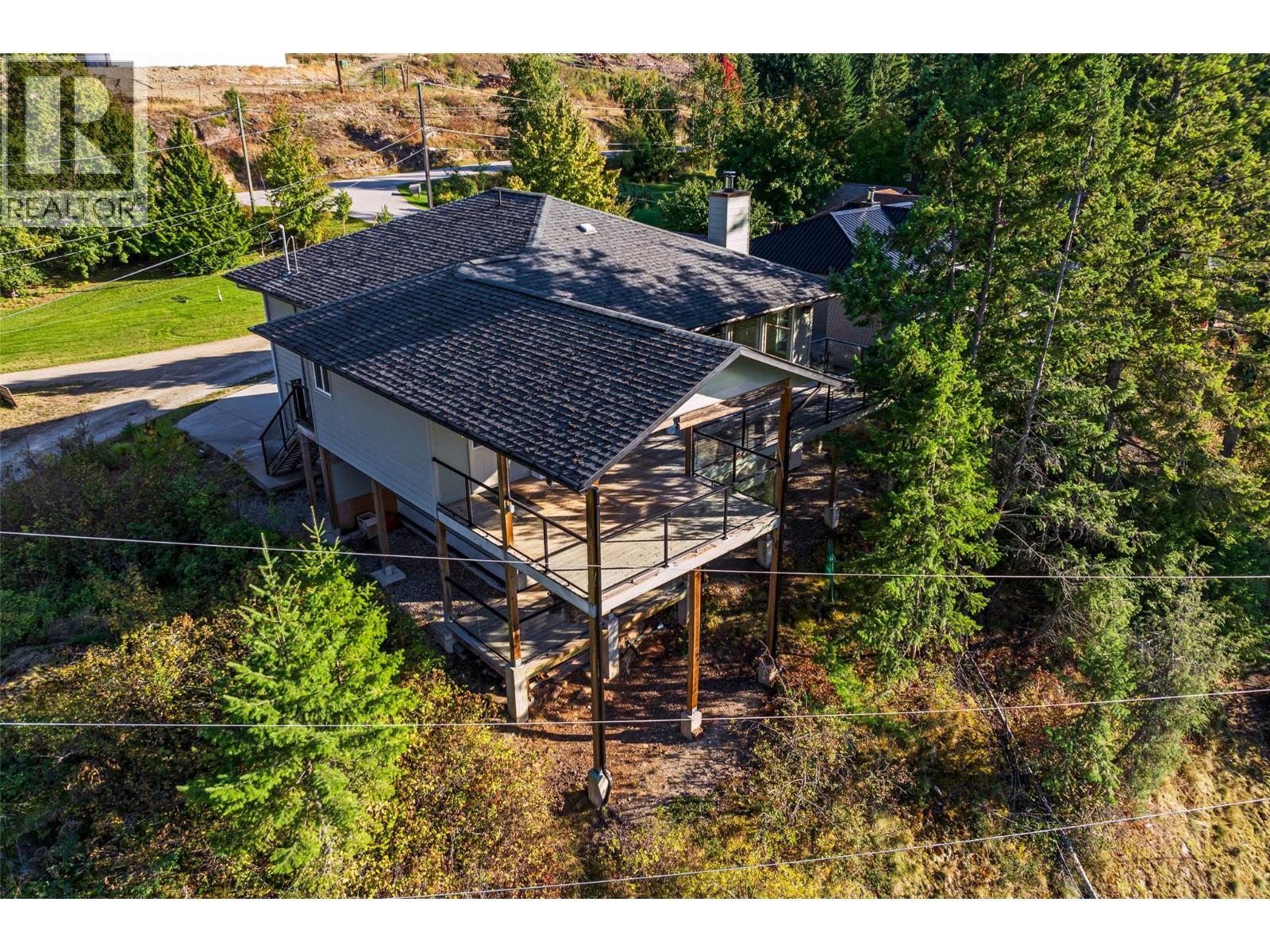 14533 Smith Road, Gray Creek, British Columbia V0B 1S0 - Photo 6 - 10364947