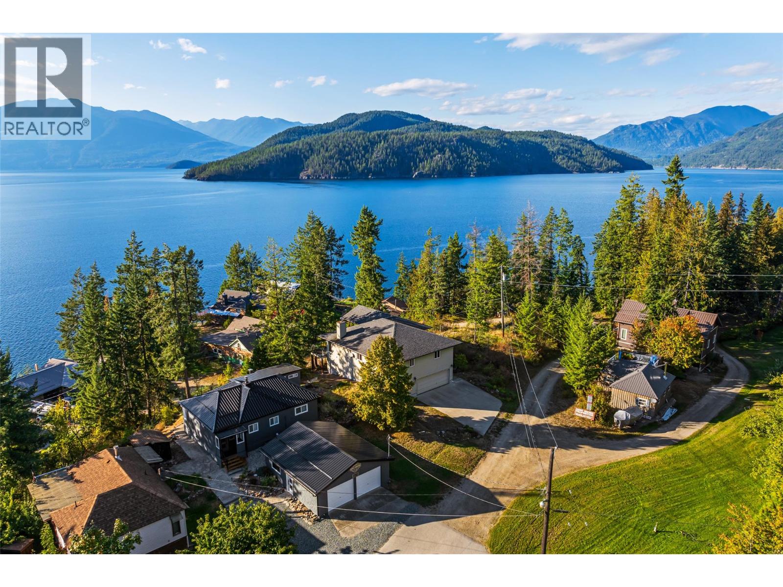 14533 Smith Road, Gray Creek, British Columbia V0B 1S0 - Photo 1 - 10364947