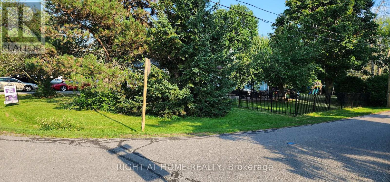 209 Wynhurst Road, Georgina, Ontario  L4P 2R6 - Photo 26 - N12441868