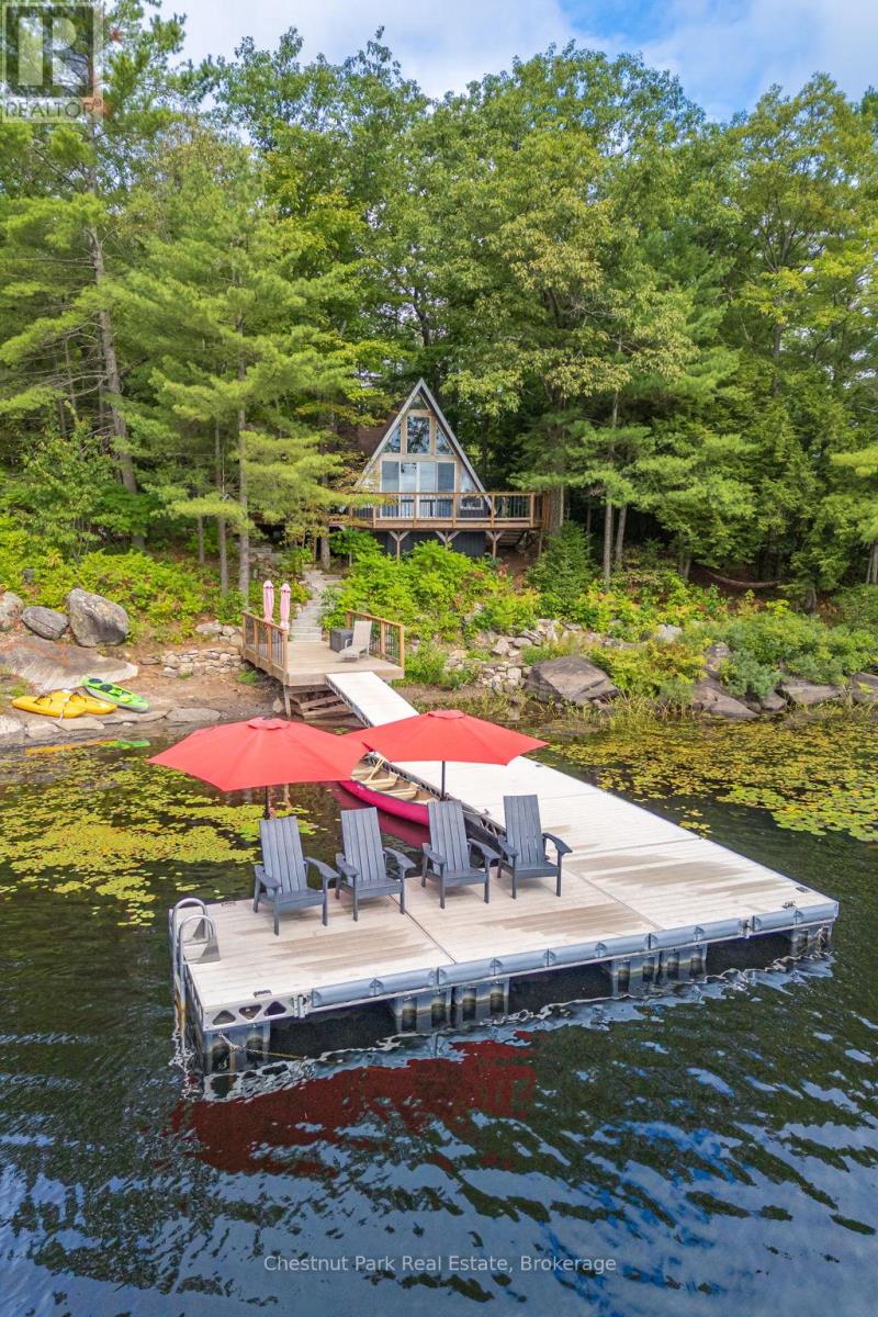 517 Mohawk Road, Georgian Bay, Ontario  L0K 1S0 - Photo 3 - X12444443