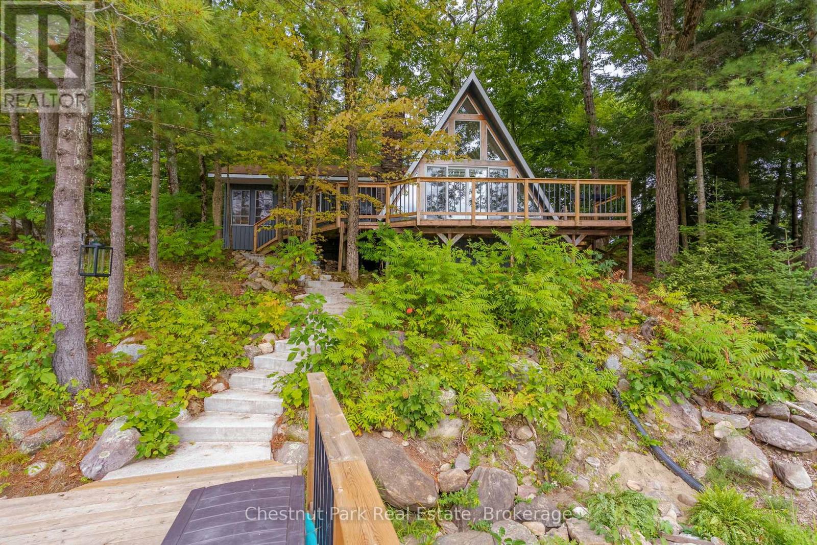 517 Mohawk Road, Georgian Bay, Ontario  L0K 1S0 - Photo 34 - X12444443