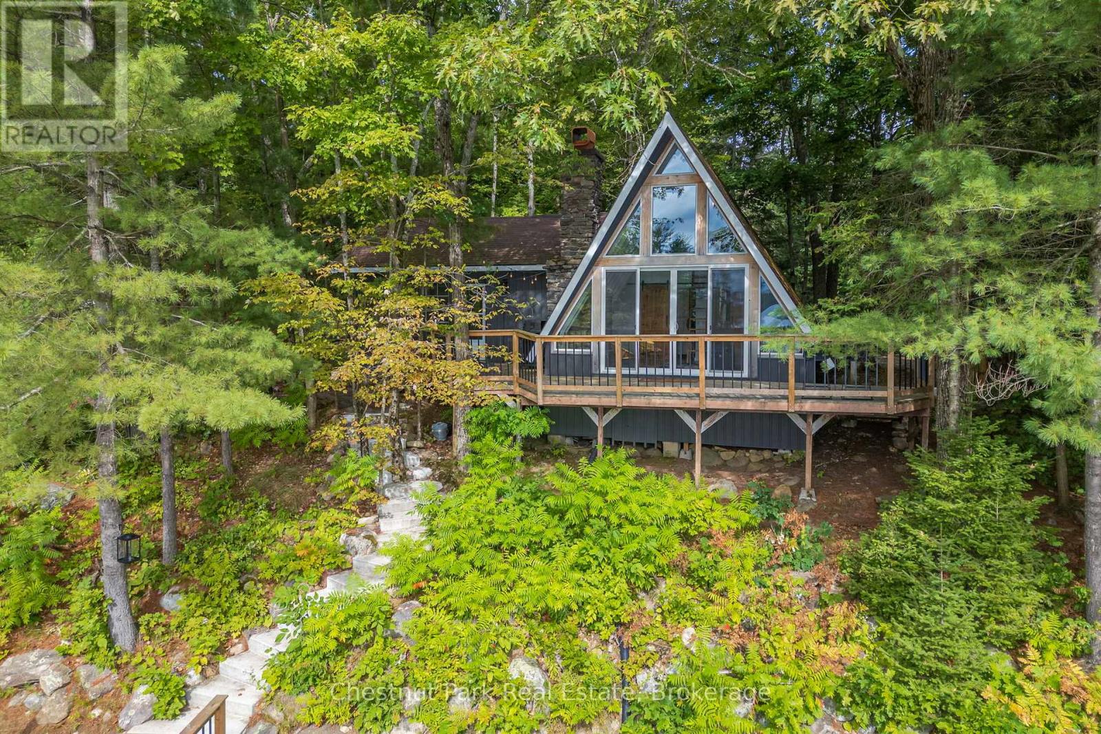517 Mohawk Road, Georgian Bay, Ontario  L0K 1S0 - Photo 35 - X12444443