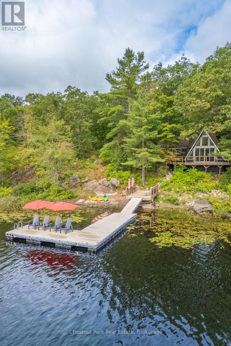 517 Mohawk Road, Georgian Bay, Ontario  L0K 1S0 - Photo 4 - X12444443