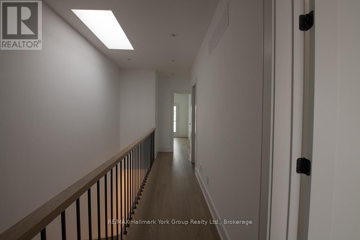 10 Waterview Lane, Blue Mountains, Ontario  N0H 2P0 - Photo 6 - X12444452