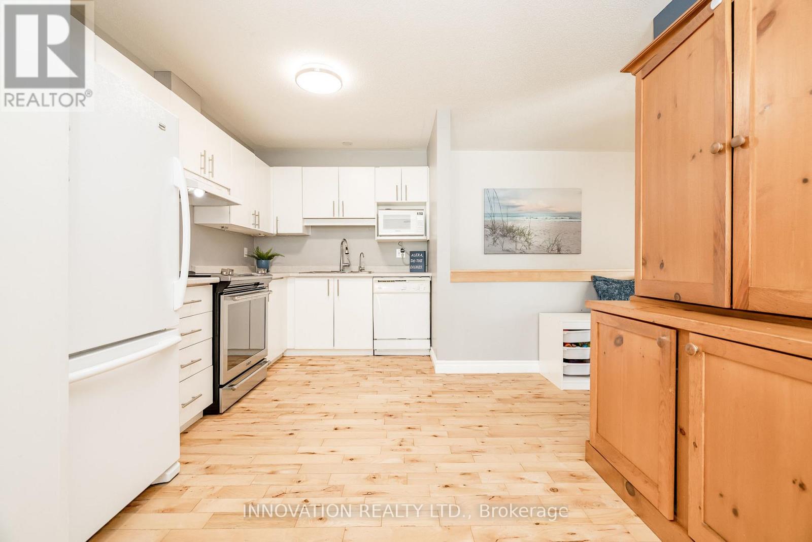 276 Gore Street, Mississippi Mills, Ontario  K0A 1A0 - Photo 11 - X12444413
