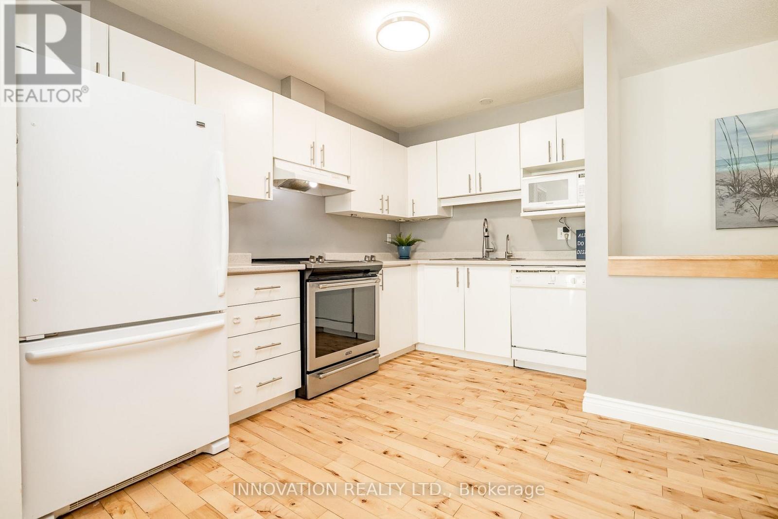 276 Gore Street, Mississippi Mills, Ontario  K0A 1A0 - Photo 12 - X12444413