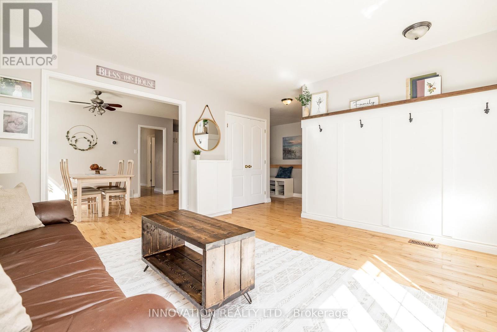 276 Gore Street, Mississippi Mills, Ontario  K0A 1A0 - Photo 8 - X12444413