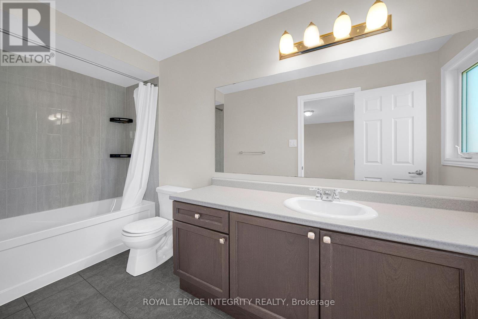 215 Merak Way, Ottawa, Ontario  K2J 6N7 - Photo 26 - X12444435