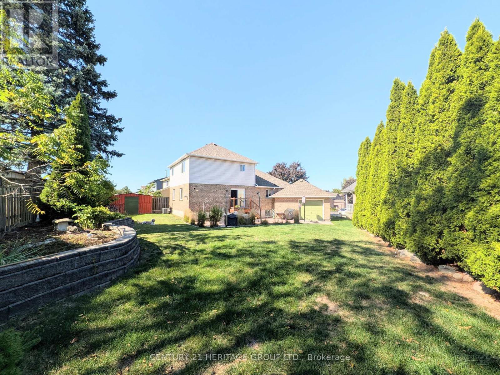 66 Bastille Street, Hamilton, Ontario  L9B 2G9 - Photo 25 - X12444293