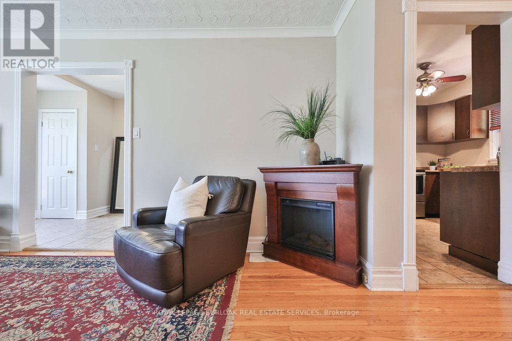 2295 Wiseman Court, Mississauga, Ontario  L5J 1P5 - Photo 17 - W12444350