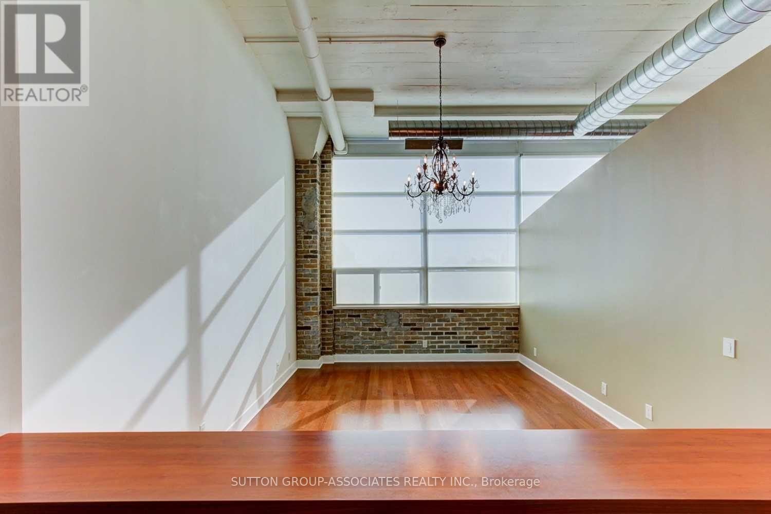 209 - 1001 Roselawn Avenue, Toronto, Ontario  M6B 4M4 - Photo 12 - W12444369