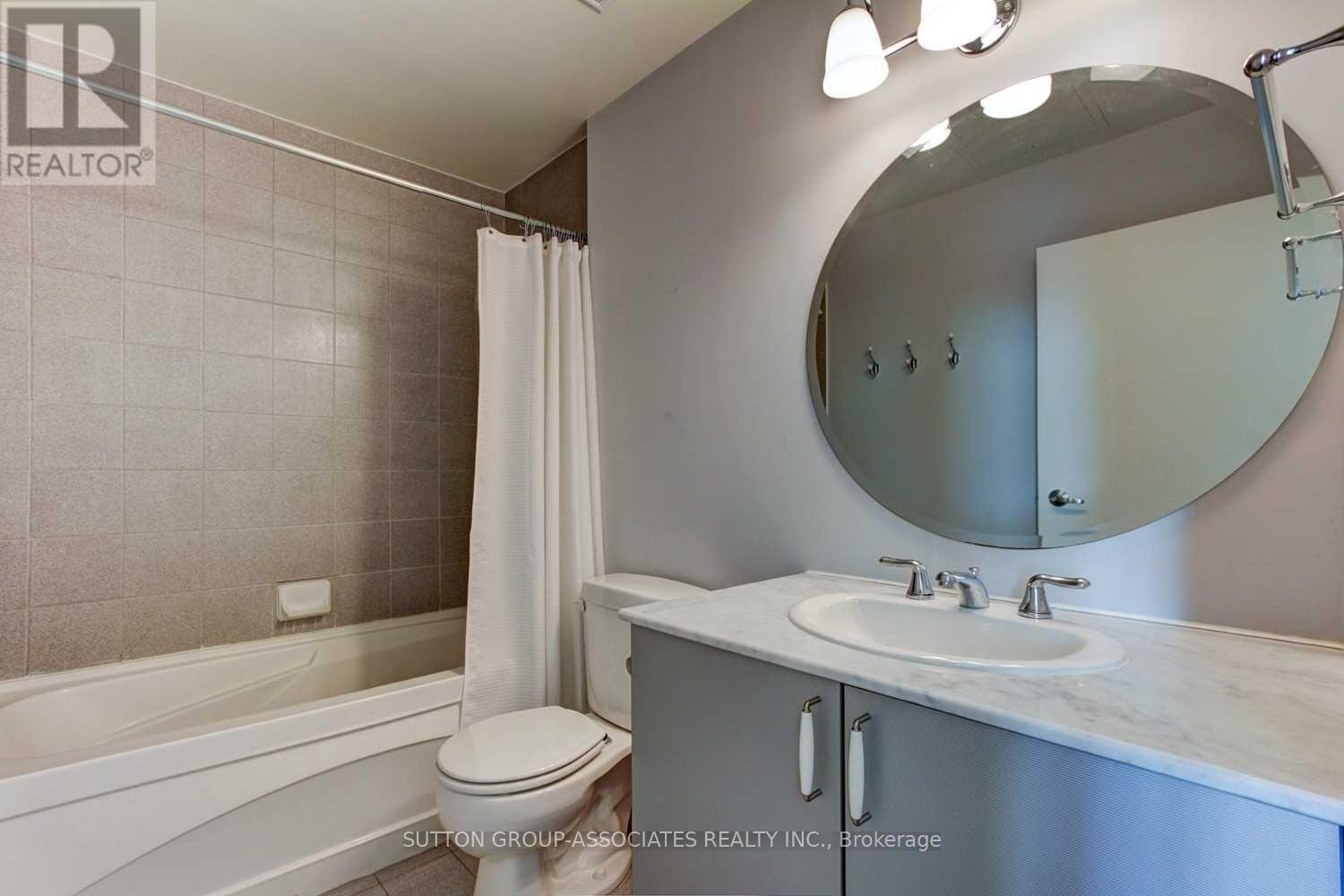 209 - 1001 Roselawn Avenue, Toronto, Ontario  M6B 4M4 - Photo 7 - W12444369