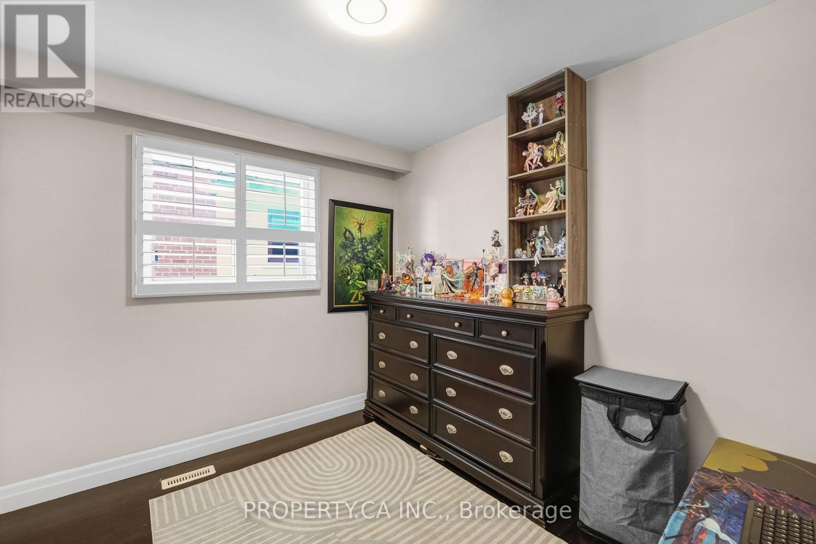 94 Bamford Crescent, Toronto (Black Creek), Ontario  M3N 1T8 - Photo 22 - W12444371