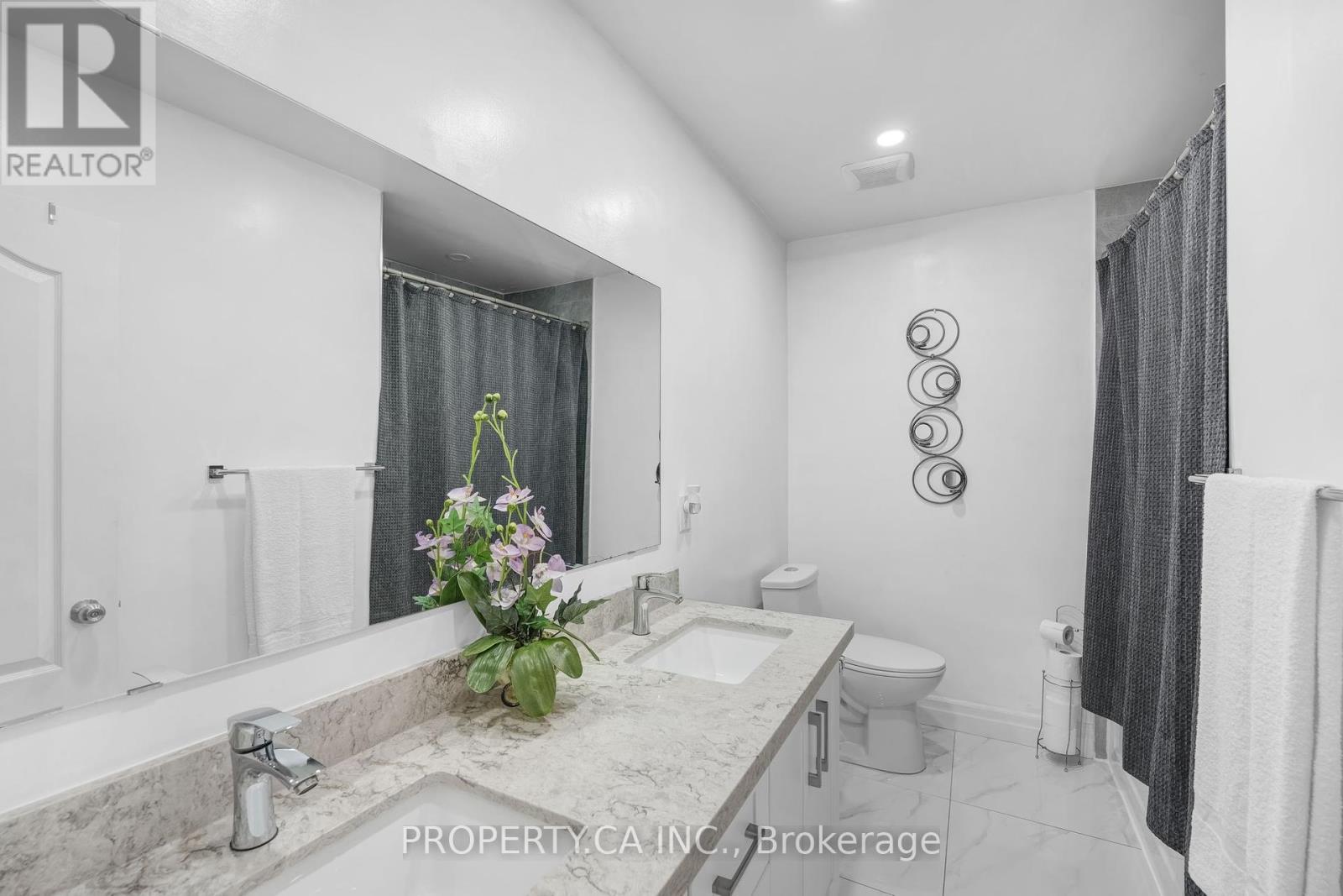 94 Bamford Crescent, Toronto (Black Creek), Ontario  M3N 1T8 - Photo 30 - W12444371