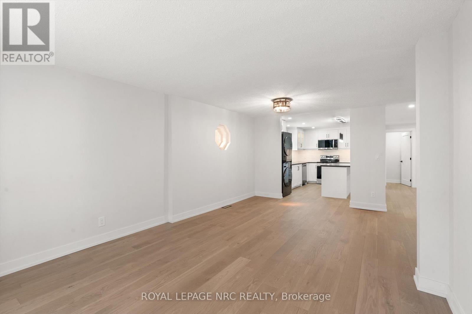 88 Bayview Drive, St. Catharines (Port Dalhousie), Ontario  L2N 4Z1 - Photo 9 - X12444461
