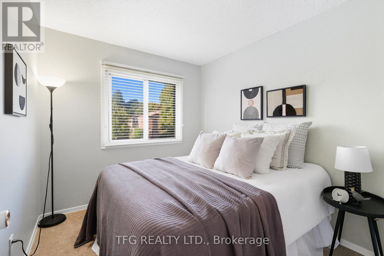 66 - 66 Park Lane Circle, Clarington, Ontario  L1C 3V9 - Photo 36 - E12444434