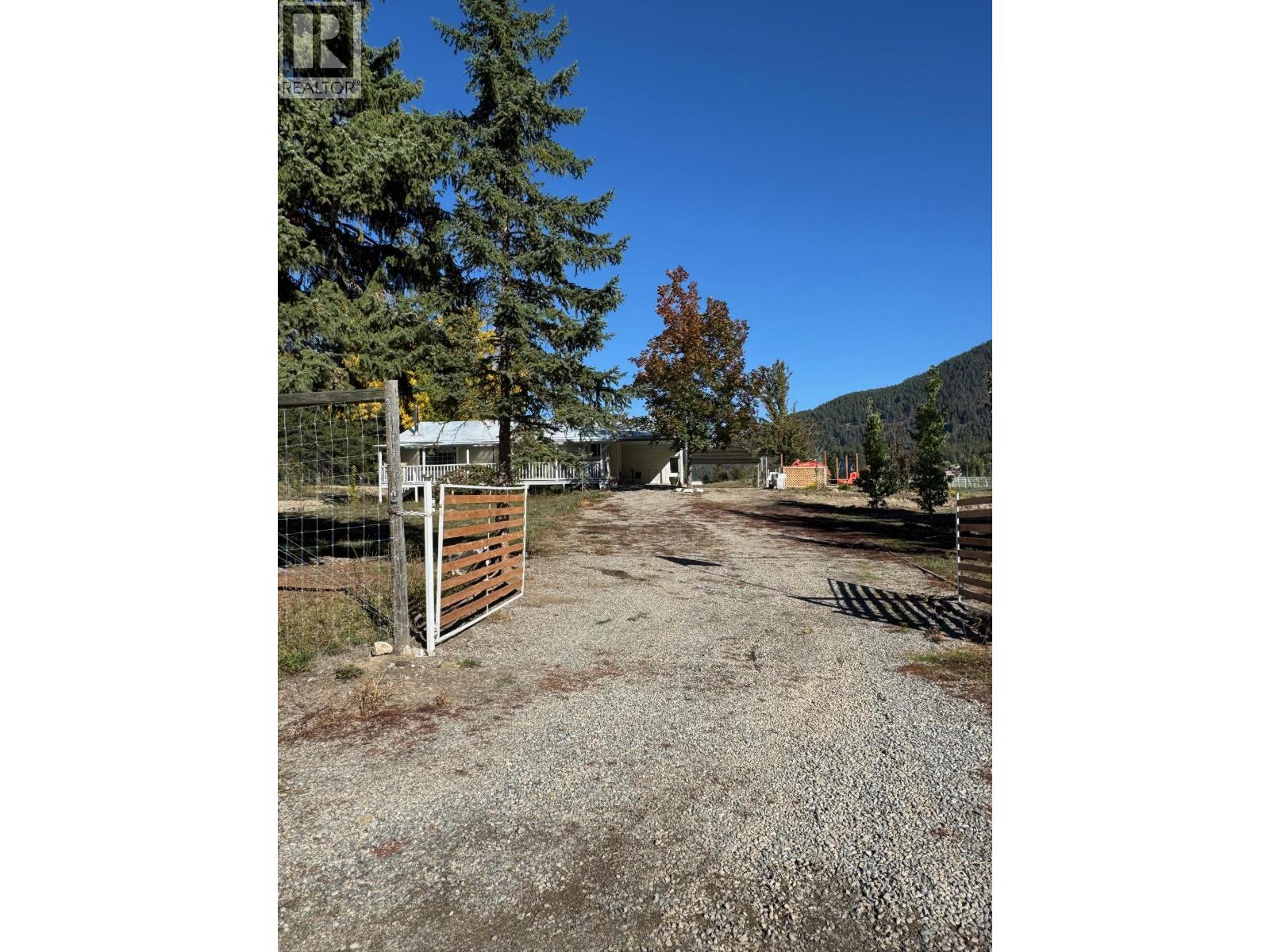 4310 44 Street, Creston, British Columbia