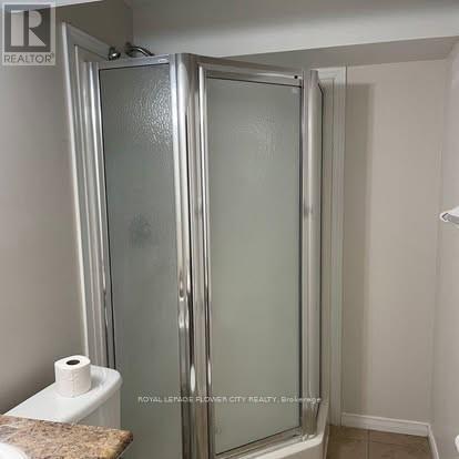 321 Briarmeadow Drive, Kitchener, Ontario  N2A 4J6 - Photo 4 - X12444354