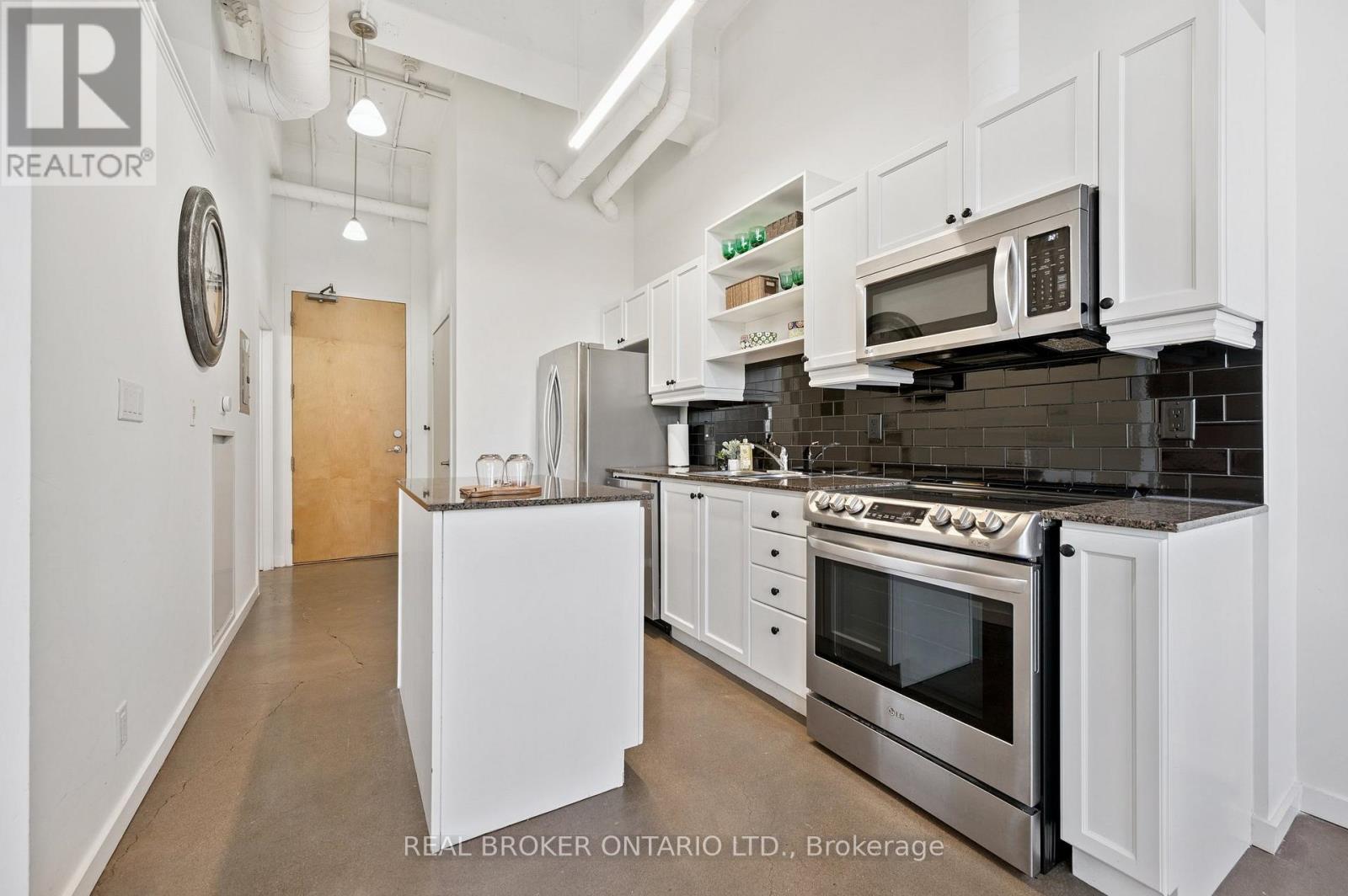 128 - 404 King Street West Street W, Kitchener, Ontario  N2G 2L5 - Photo 13 - X12444367