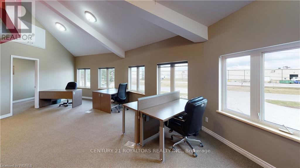 1015 Ridgeway Road, Woodstock, Ontario  N4V 1E2 - Photo 17 - X12444376