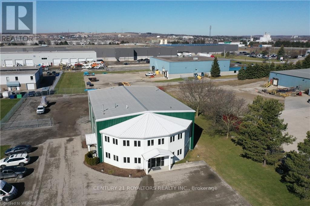 1015 Ridgeway Road, Woodstock, Ontario  N4V 1E2 - Photo 2 - X12444376