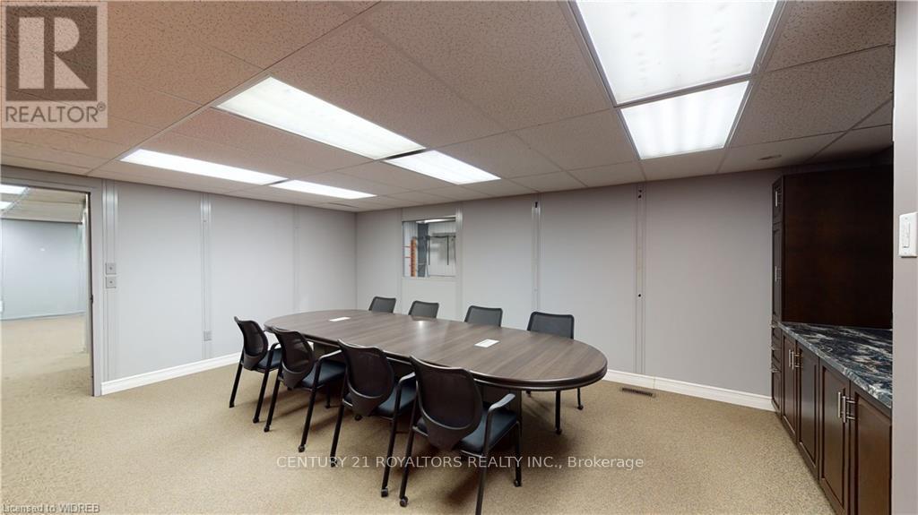 1015 Ridgeway Road, Woodstock, Ontario  N4V 1E2 - Photo 20 - X12444376
