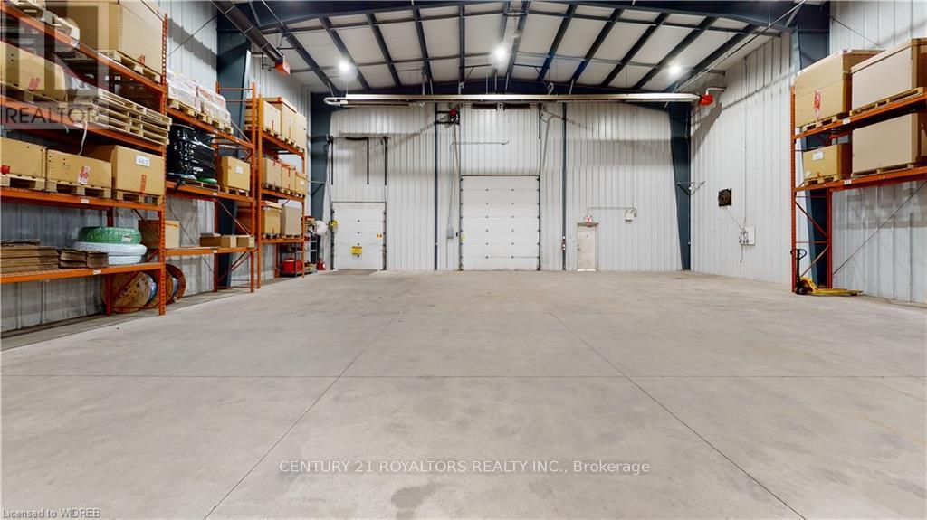 1015 Ridgeway Road, Woodstock, Ontario  N4V 1E2 - Photo 27 - X12444376