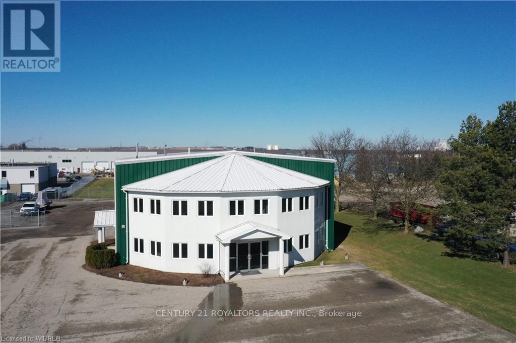 1015 Ridgeway Road, Woodstock, Ontario  N4V 1E2 - Photo 4 - X12444376