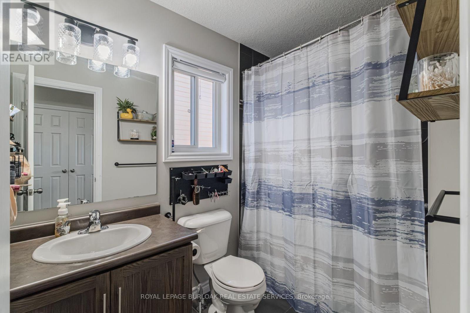 1384 Caen Avenue, Woodstock (Woodstock - North), Ontario  N4T 0J3 - Photo 23 - X12444396