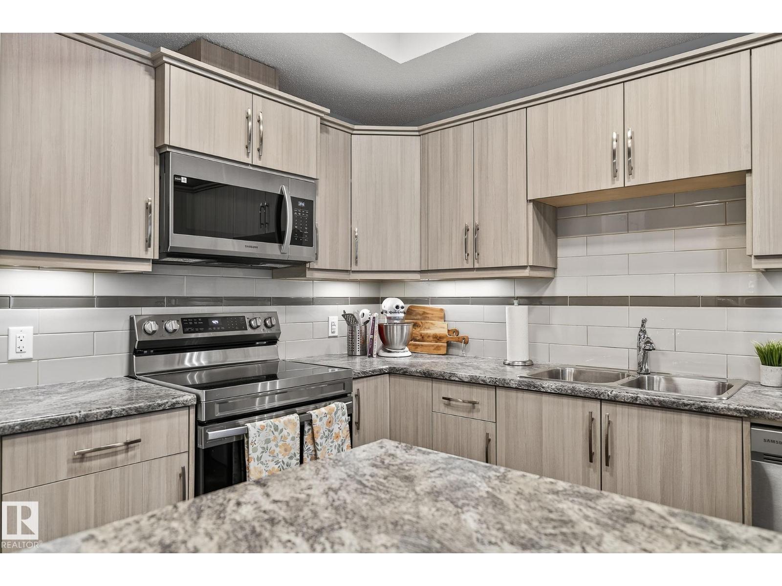 #415 10523 123 St Nw, Edmonton, Alberta  T5N 1N9 - Photo 9 - E4460779