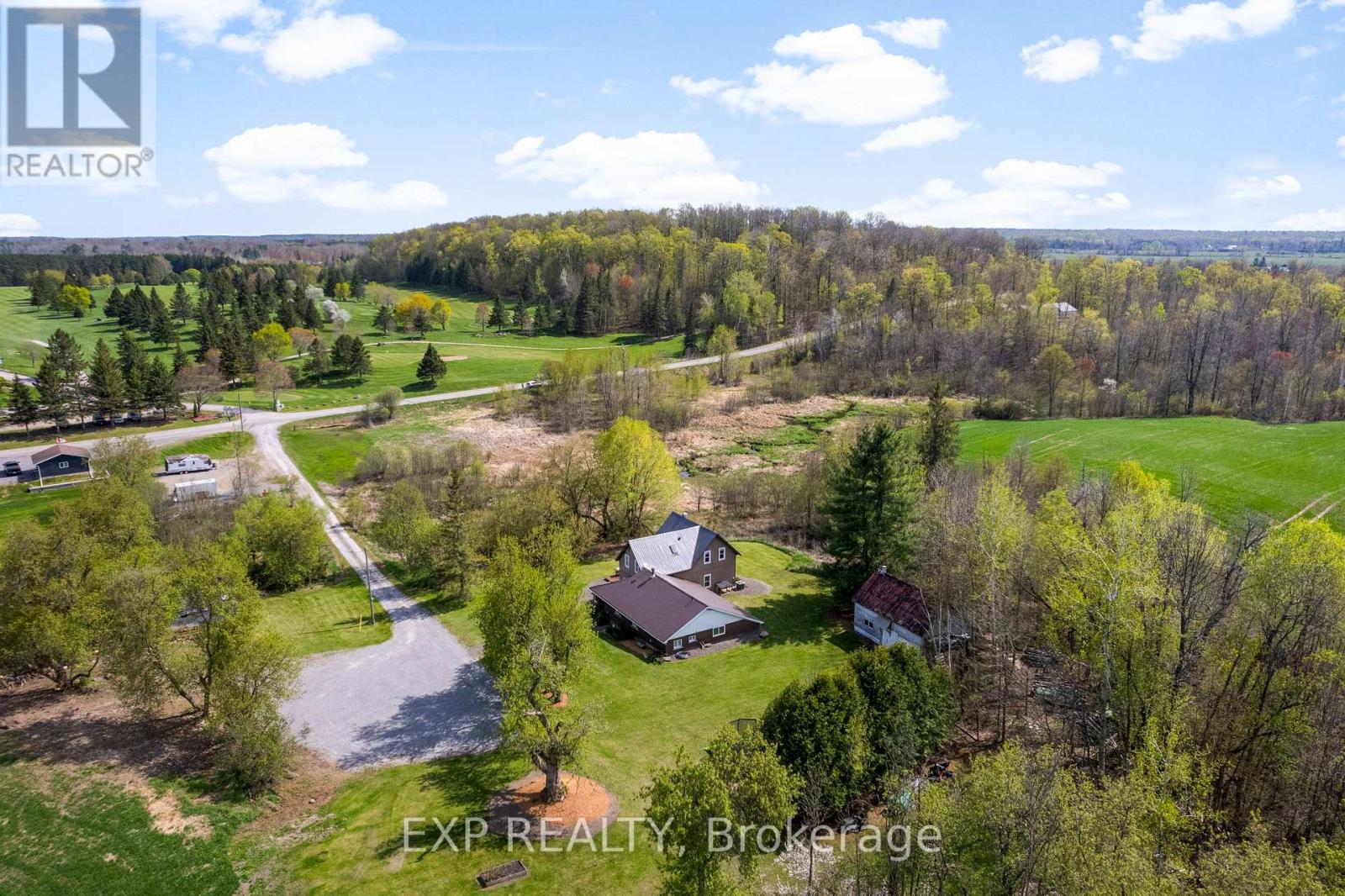 1724b Kohlsmith Road, Whitewater Region, Ontario  K0J 1K0 - Photo 11 - X12444425