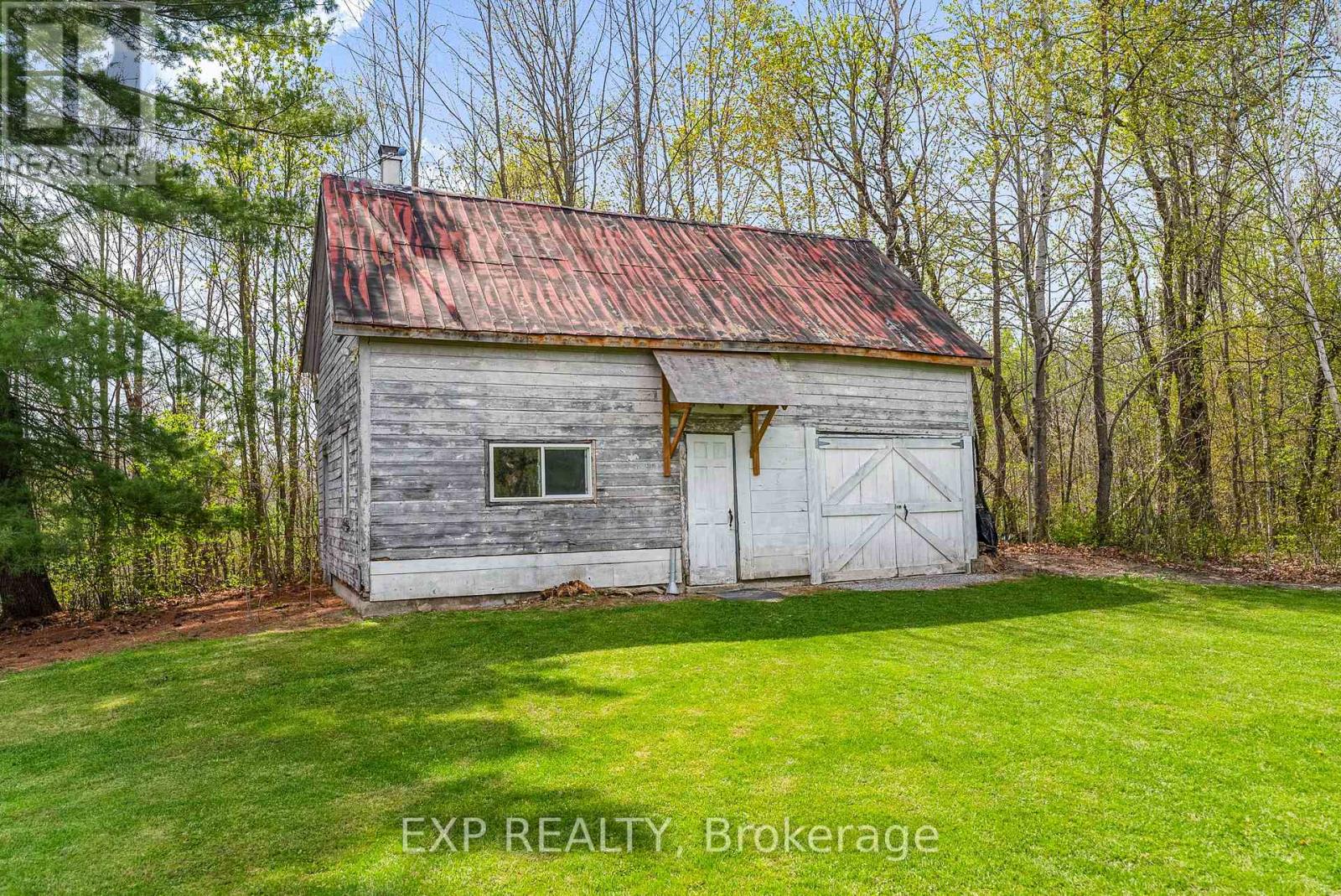 1724b Kohlsmith Road, Whitewater Region, Ontario  K0J 1K0 - Photo 46 - X12444425